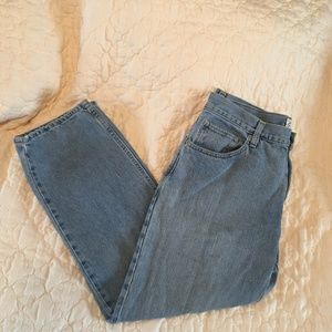 ST. JOHN'S  BAY  MENS JEANS SIZE  34 X 29